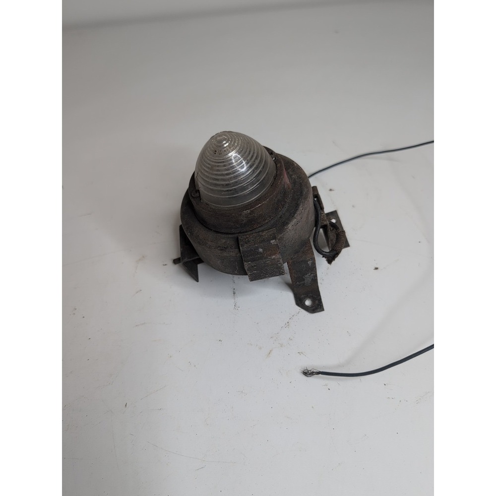 Vtg 1950's Chevy Bel Air Under Hood Trunk Light w Guide B1-58 Lens
